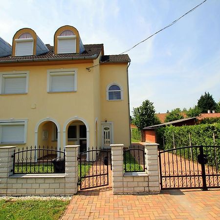 Fausztland Apartments Zamárdi Dış mekan fotoğraf